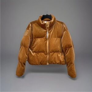 Fabletics Wander Velour Cropped Puffer Jacket Small
